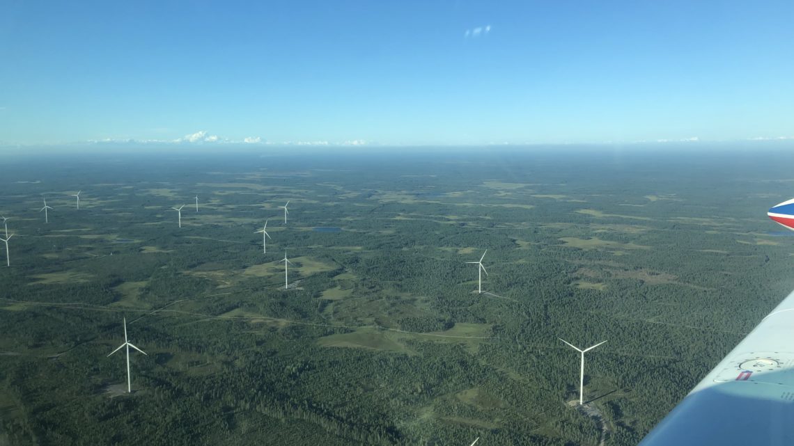 Taking off runway 18 direction Rovaniemi !