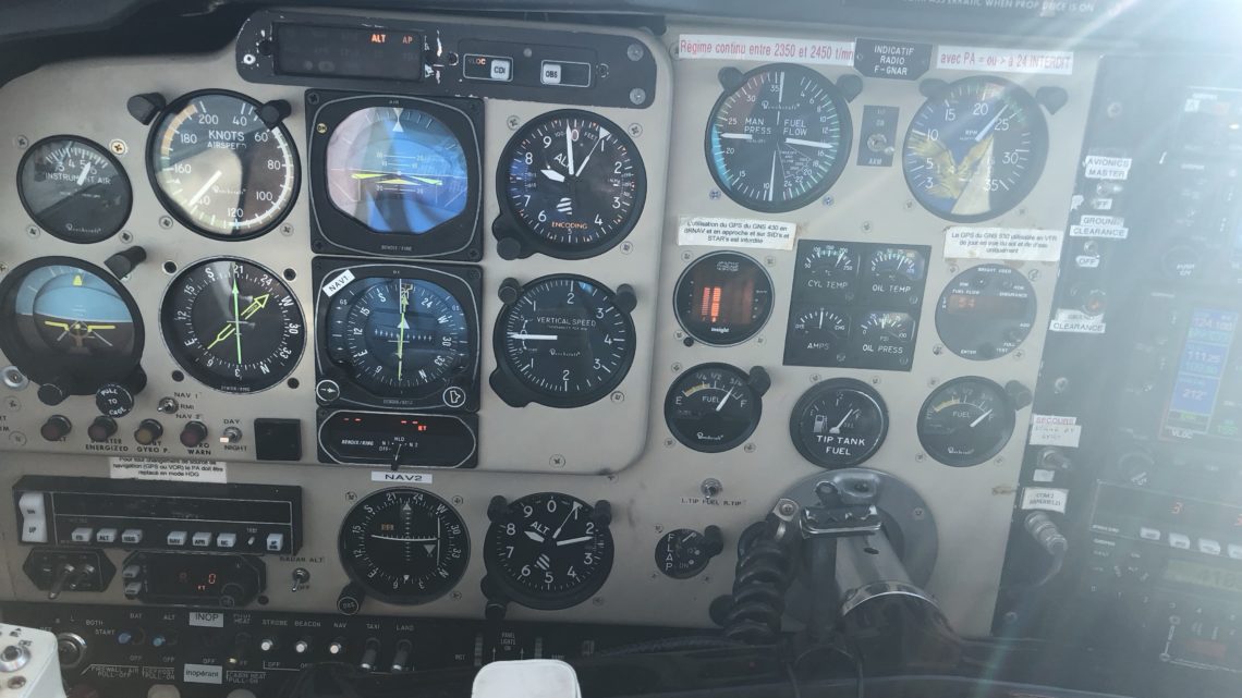 Request return to Parking due to fuel leak on tiptank left !