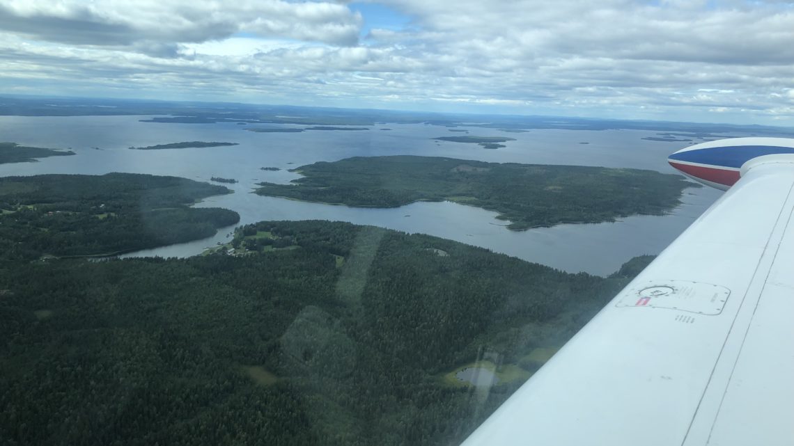 Proceed straight in approach for runway 32